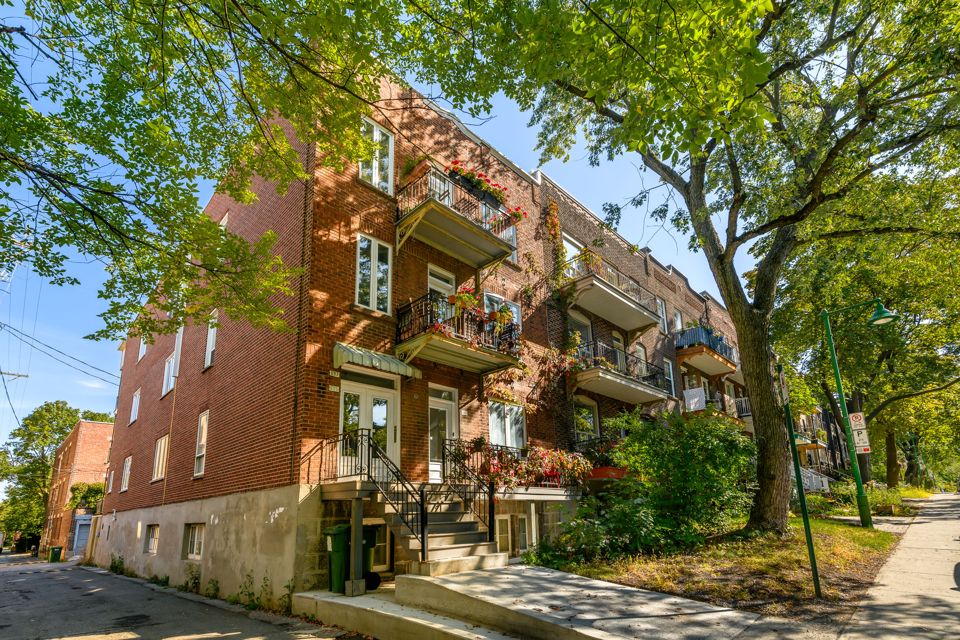 Photo — Condo, 897, av. McEachran, Outremont