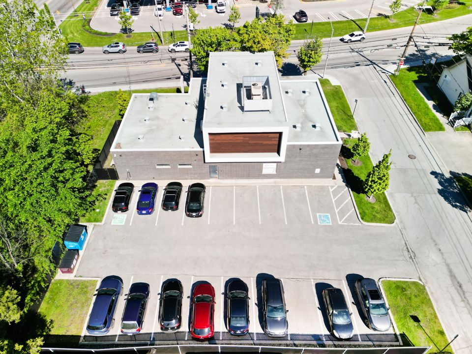 Photo — Immeuble commercial, 1, rue Gauthier, Saint-Jérôme