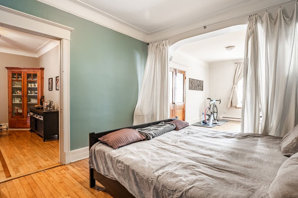 Chambre à coucher — Quintuplex, 5343-5349, Rue Fabre, Le Plateau-Mont-Royal
