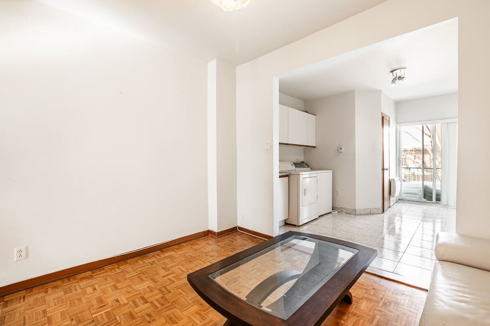 Salon — Quintuplex, 5343-5349, Rue Fabre, Le Plateau-Mont-Royal