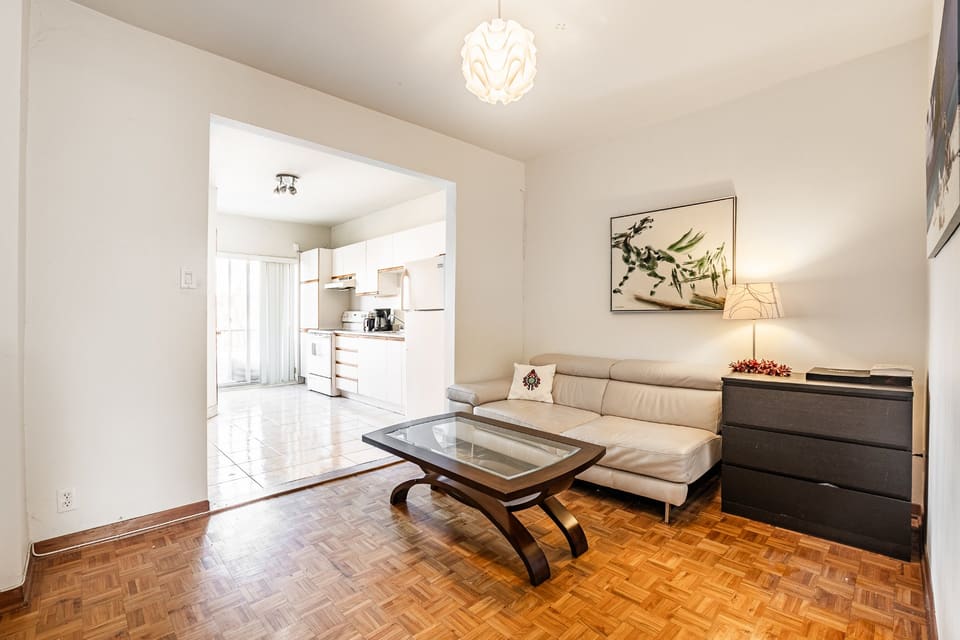 Salon — Quintuplex, 5343-5349, Rue Fabre, Le Plateau-Mont-Royal